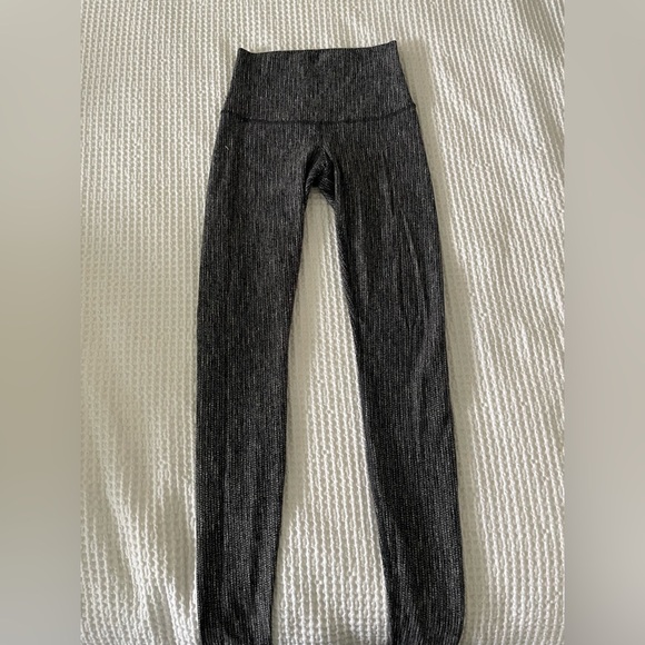 Lululemon Wunder Under High-Rise Tight
Luon Variegated Knit - Picture 2 of 4